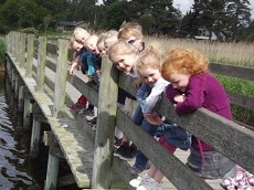 Børn på bådebro